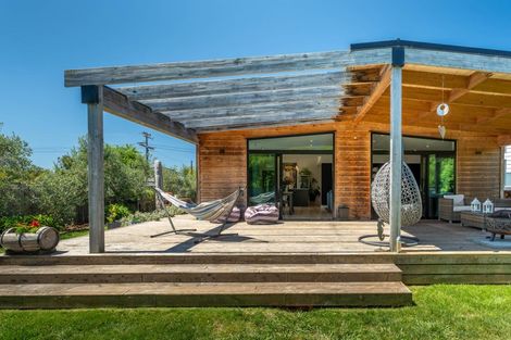 Photo of property in 12 Broadsea Avenue, Ruby Bay, Mapua, 7005