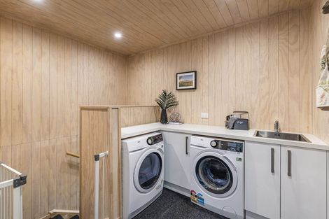 Photo of property in 6 Lambert Way, Paraparaumu, 5032