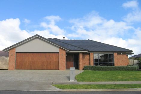 Photo of property in 3 Premwood Road, Flat Bush, Auckland, 2016