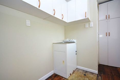 Photo of property in 9 Greers Road, Weymouth, Auckland, 2103