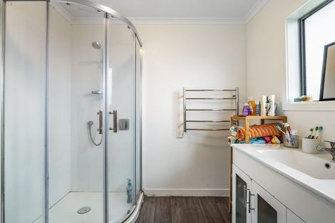 Photo of property in 10 Cornfoot Street, Castlecliff, Whanganui, 4501