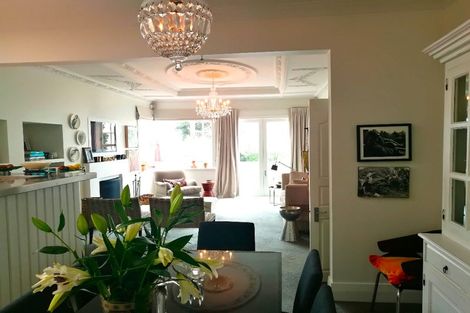 Photo of property in 144 Breaker Bay Road, Breaker Bay, Wellington, 6022