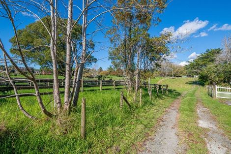 Photo of property in 174 Stoney Creek Road, Kaukapakapa, 0873