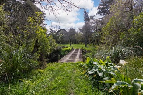 Photo of property in 6 Polson Hill Drive, Aokautere, Palmerston North, 4471