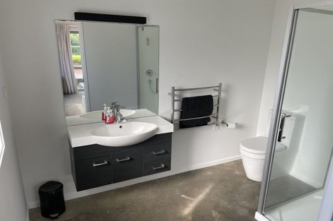 Photo of property in 13 Birdie Lane, Waiwhakaiho, New Plymouth, 4312