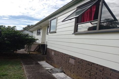 Photo of property in 19 Cairngorm Place, Highland Park, Auckland, 2010