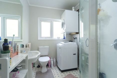 Photo of property in 1/60 Winston Street, Crofton Downs, Wellington, 6035