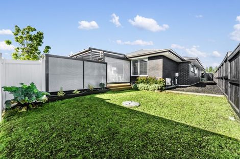 Photo of property in 30 Raymond Grace Avenue, Huapai, Kumeu, 0810