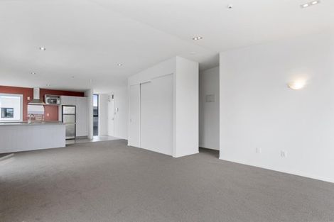 Photo of property in 2-06/424 Maunganui Road, Mount Maunganui, 3116