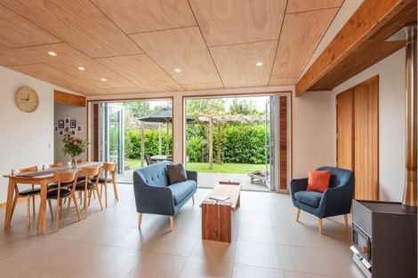 Photo of property in 29a Greenaway Road, Waikanae, 5036