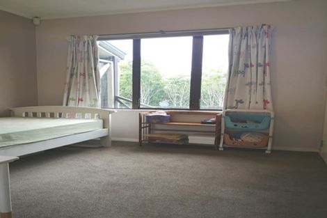 Photo of property in 12 Leven Lane, Totara Heights, Auckland, 2105