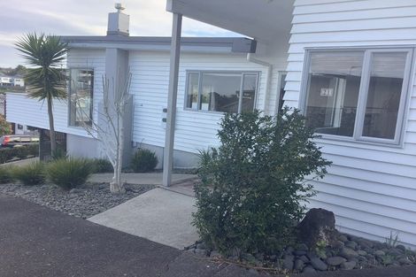 Photo of property in 2/21 Hythe Terrace, Mairangi Bay, Auckland, 0630