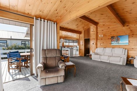 Photo of property in 15 Hamurana Road, Omokoroa, 3114