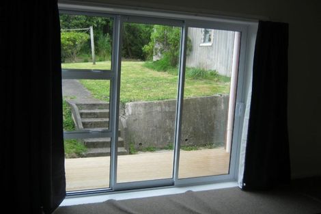 Photo of property in 1b Bould Street, Johnsonville, Wellington, 6037