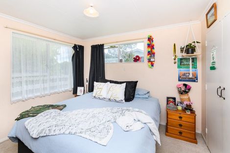 Photo of property in 28 Robinson Crescent, Westbrook, Palmerston North, 4412