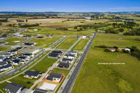 Photo of property in 75 Clarks Beach Road, Clarks Beach, 2122