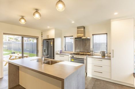 Photo of property in 5 Arabella Way, Waipukurau, 4200
