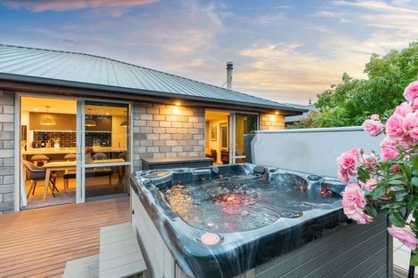 Photo of property in 18 Lancaster Lane, Waldronville, Dunedin, 9018