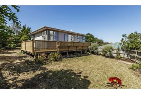 Photo of property in 1/412 East Coast Road, Sunnynook, Auckland, 0630