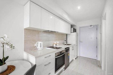 Photo of property in 8 Gray Avenue, Mangere East, Auckland, 2024