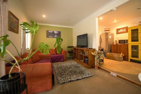Photo of property in 9 Moana Street, Kaka Point, Balclutha, 9271