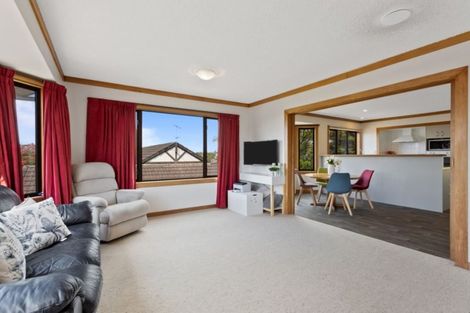 Photo of property in 1/126 Carlisle Road, Browns Bay, Auckland, 0632