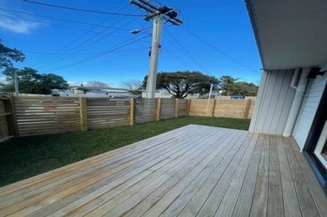 Photo of property in 2 Seaside Place, Pakuranga, Auckland, 2010