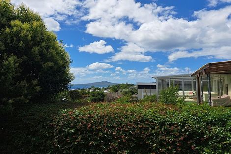 Photo of property in 1a Aberdeen Road, Castor Bay, Auckland, 0620