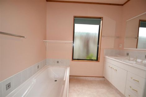 Photo of property in 73 Halifax Street East, The Wood, Nelson, 7010