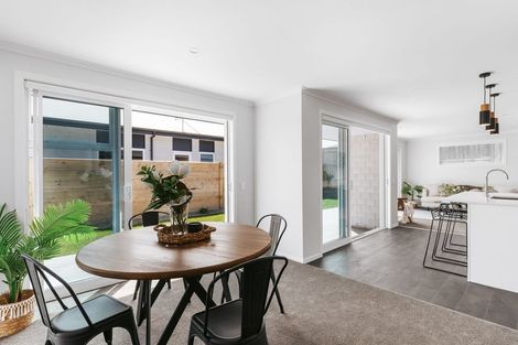 Photo of property in 25b Augusta Rise, Omokoroa, 3114