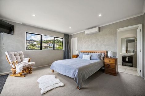 Photo of property in 3 Ambassador Glade, Orewa, 0931