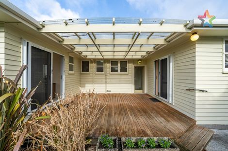 Photo of property in 30 Kiwi Street, Heretaunga, Upper Hutt, 5018