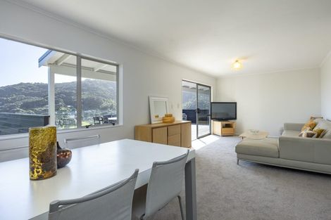 Photo of property in 22 Beach Valley Road, Piha, 0772