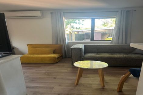 Photo of property in 142 Waenga Drive, Cromwell, 9310