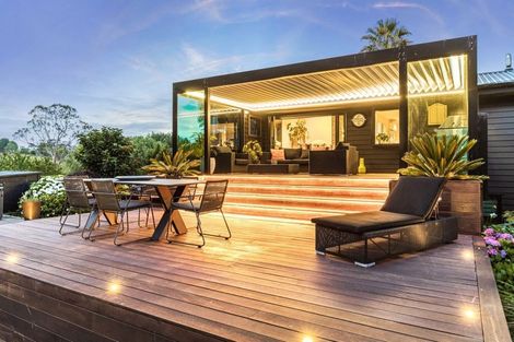 Photo of property in 1079 Kahikatea Flat Road, Waitoki, Kaukapakapa, 0871