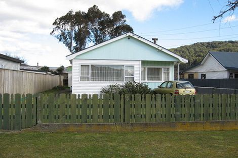 Photo of property in 2/13 Faulke Avenue, Wainuiomata, Lower Hutt, 5014