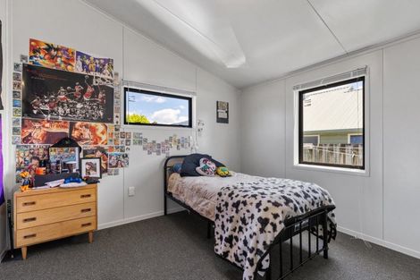 Photo of property in 37 Te Iwiheke Place, Turangi, 3334