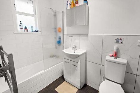 Photo of property in 40 Bell Road, Western Heights, Rotorua, 3015