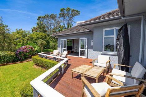 Photo of property in 29 Queens Road, Glen Avon, New Plymouth, 4312