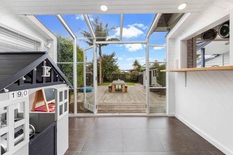 Photo of property in 190 Great South Road, Drury, 2113