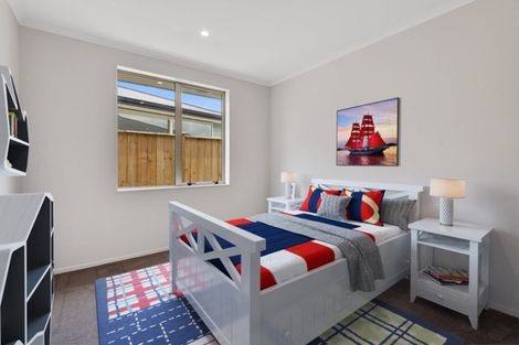 Photo of property in 29 Kukuwai Avenue, Red Beach, 0932