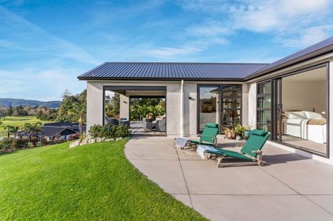 Photo of property in 19 Titoki Lane, Whangamata, 3691