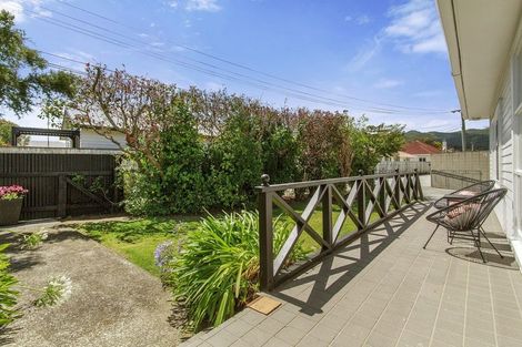 Photo of property in 959a High Street, Avalon, Lower Hutt, 5011