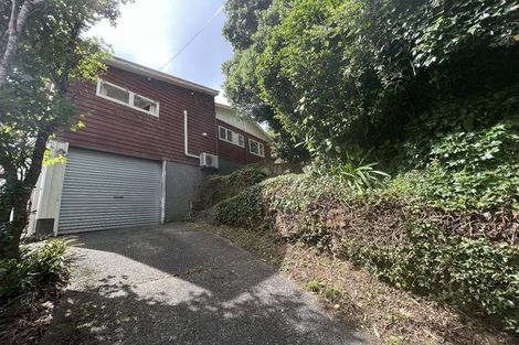 Photo of property in 7 Denbigh Way, Wilton, Wellington, 6012