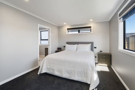 Photo of property in 10 Kanzan Grove, Maewa, 4702