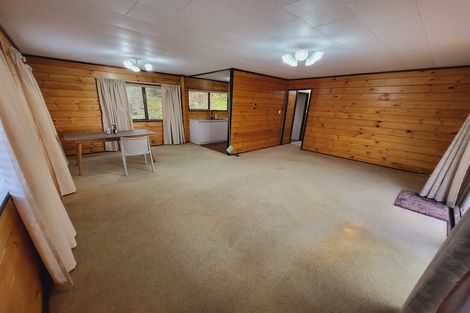 Photo of property in 5 Melia Grove, Goodwood Heights, Auckland, 2105