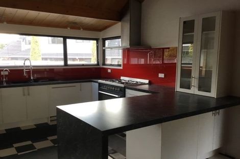 Photo of property in 32 Comeskey Grove, Elderslea, Upper Hutt, 5018