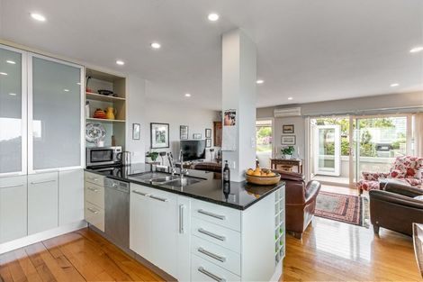 Photo of property in 2/17 Rangitira Avenue, Takapuna, Auckland, 0622