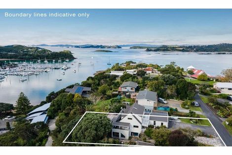 Photo of property in 87 Doves Bay Road, Kerikeri, 0294