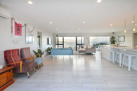 Photo of property in 121 Torkar Road, Clarks Beach, 2122